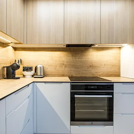 Center Loft Near Port アパート