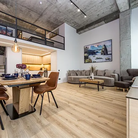 アパート Center Loft Near Port