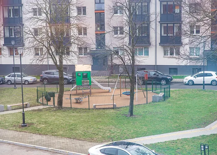 Center Loft Near Port דירה