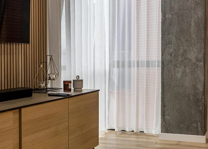 Center Loft Near Port * קלייפדה